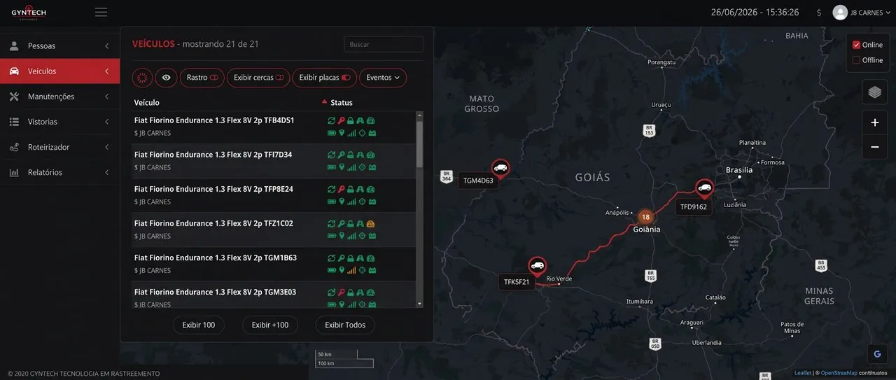 Painel da Gyntech com mapa de rastreamento veicular ao vivo, velocidade e alertas
